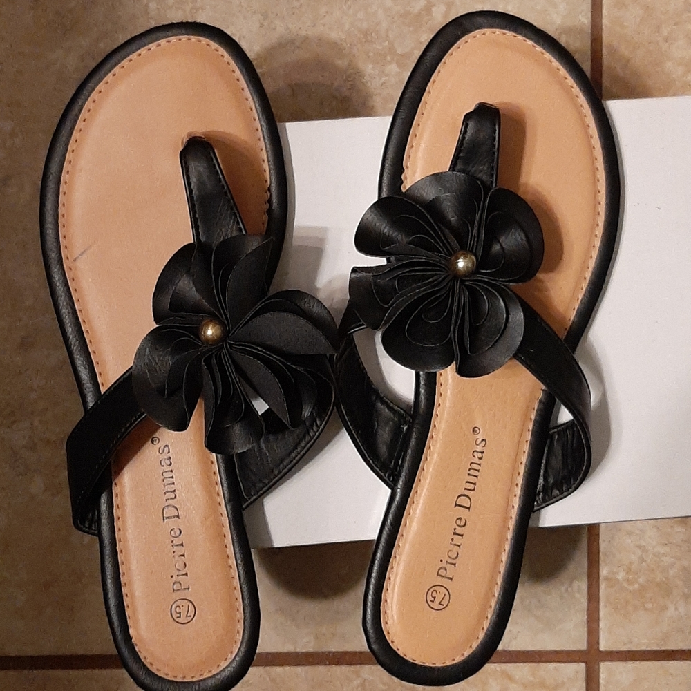 Pierre Dumas sandals